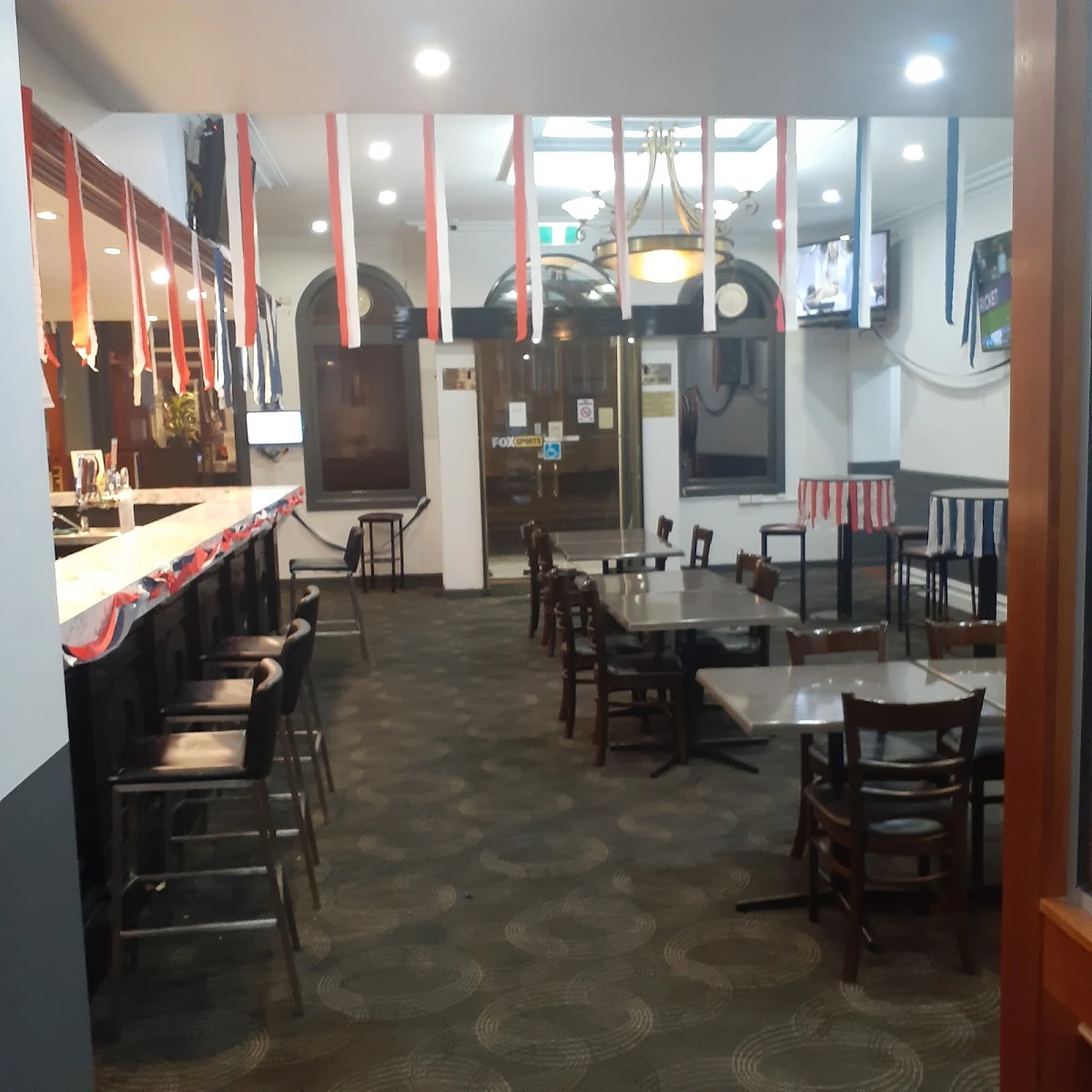 Vibe, Riversdale Hotel