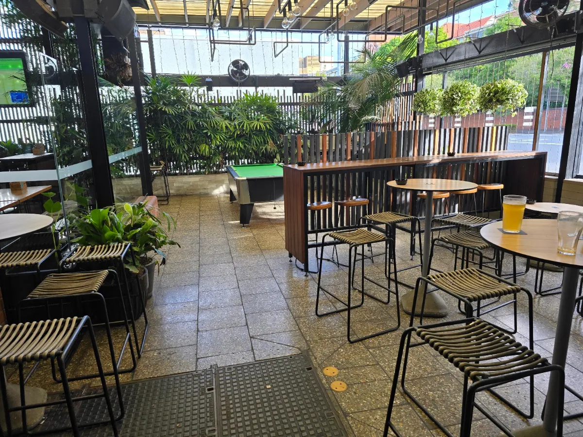 Vibe, Brisbane Brewing Co. Woolloongabba