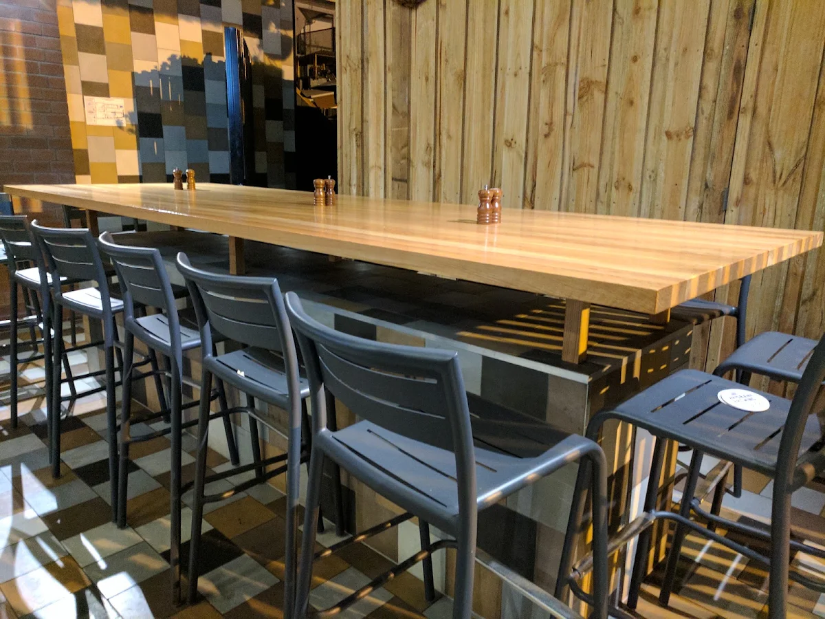 Vibe, Brisbane Brewing Co. Woolloongabba