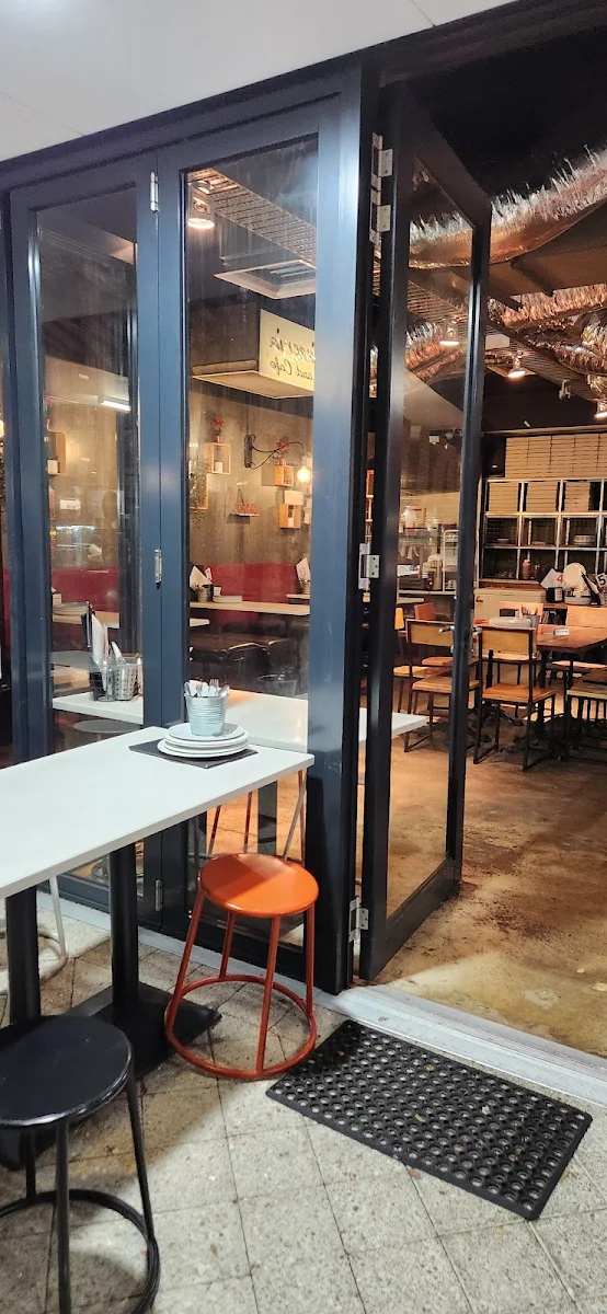 Vibe, Don Raphaello Pizzeria Mt Hawthorn
