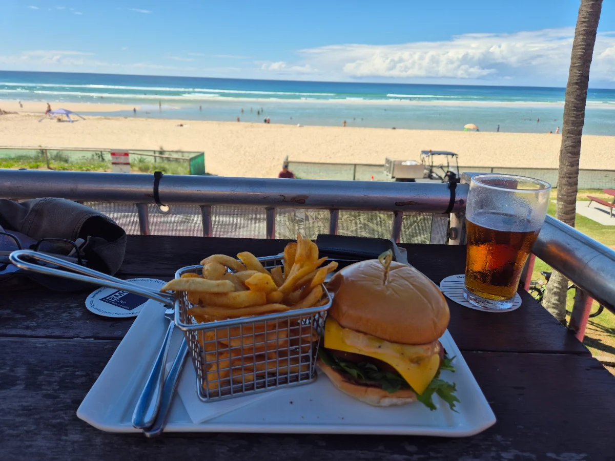Food & drink, Kirra Beach Surf Club