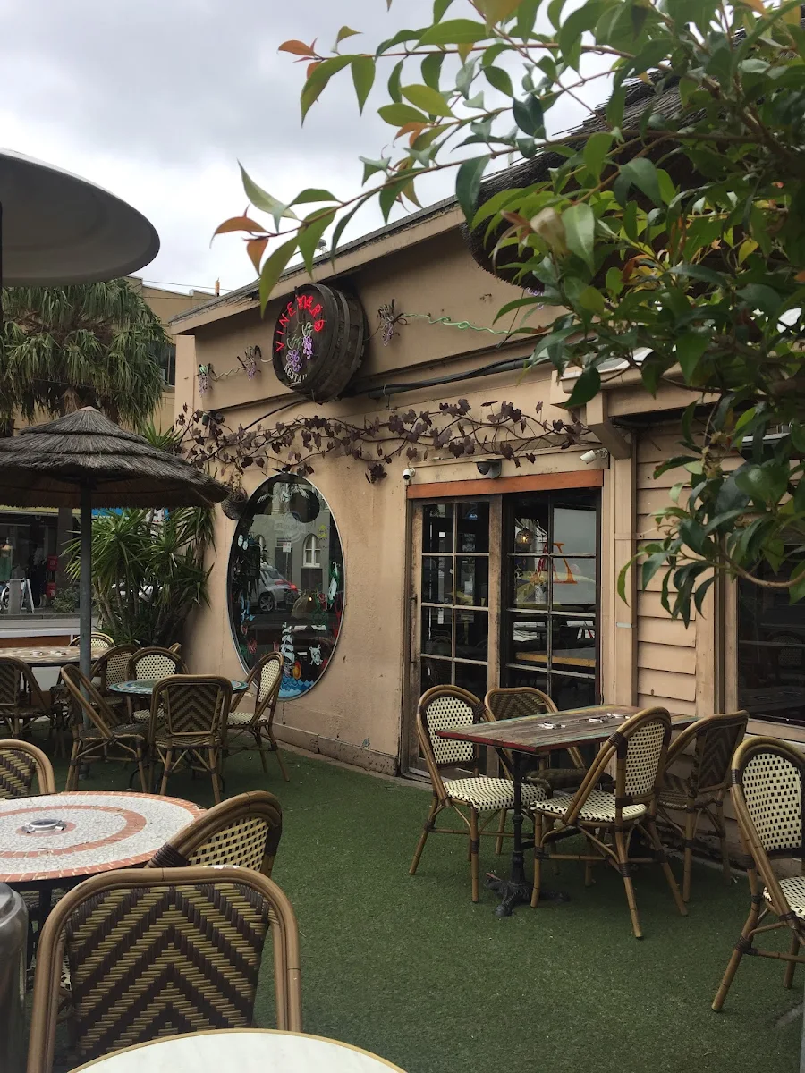 Vibe, The Vineyard Restaurant