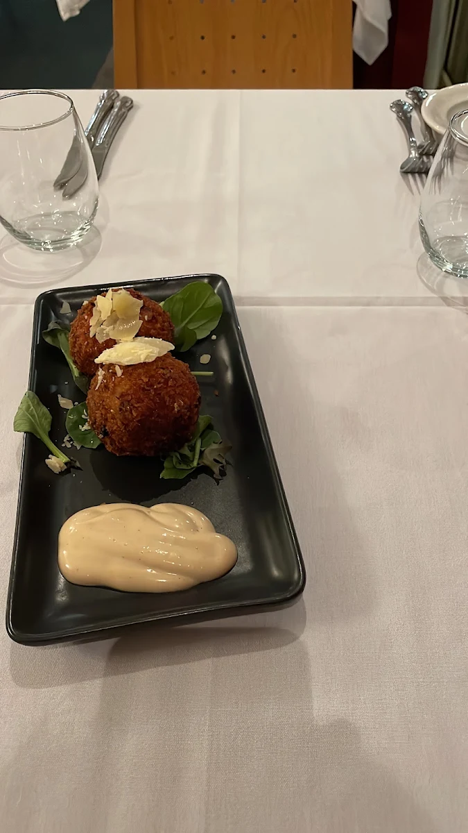 Food & drink, Rhys' Restaurant