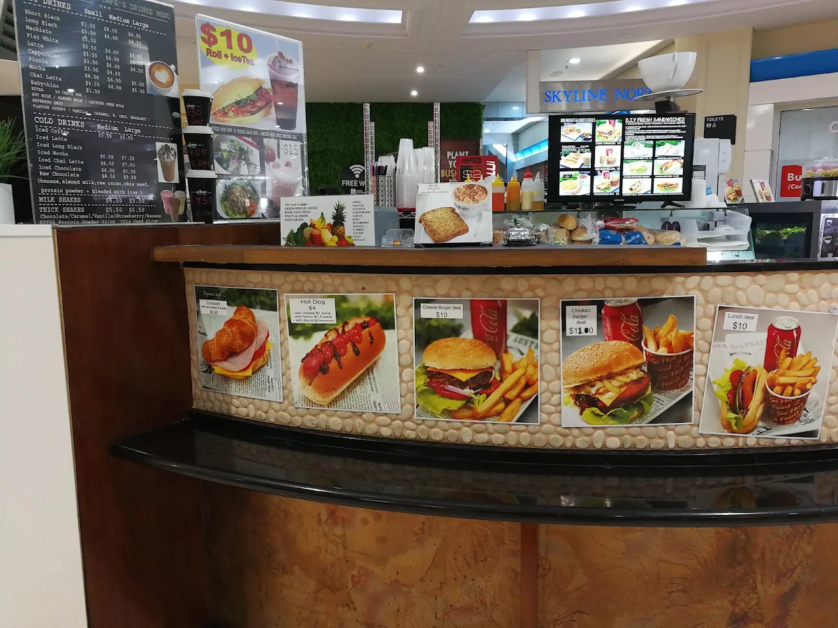 Menu, The Green & Fresh Cafe Chevron Renaissance