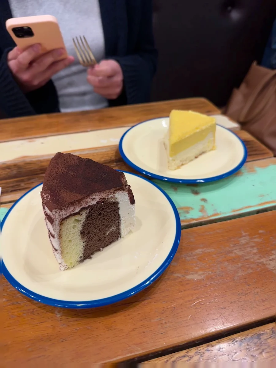 Food & drink, Smelly Cheese Cake, Wentworth Point, Marina Square Shopping Centre