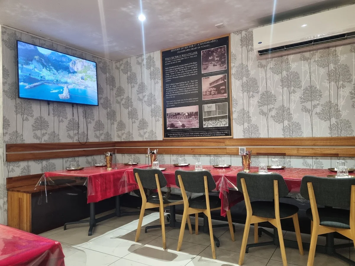 Vibe, Sector 17 Indian Cuisine