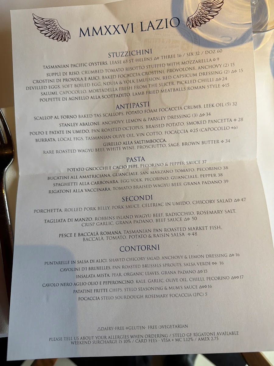 Menu, Stelo at Pierre's