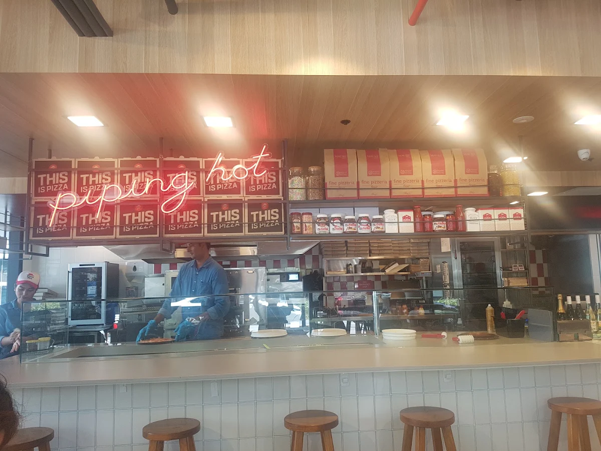 Vibe, Pizza Hut Waterloo