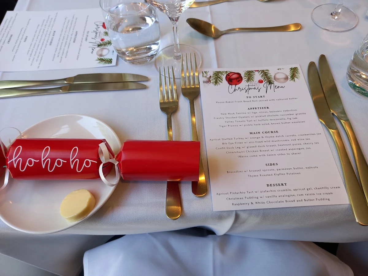 Menu, One Queen Restaurant
