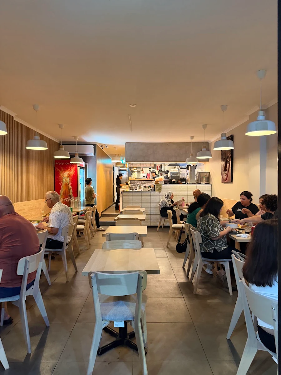 Vibe, Tin Thai Restaurant