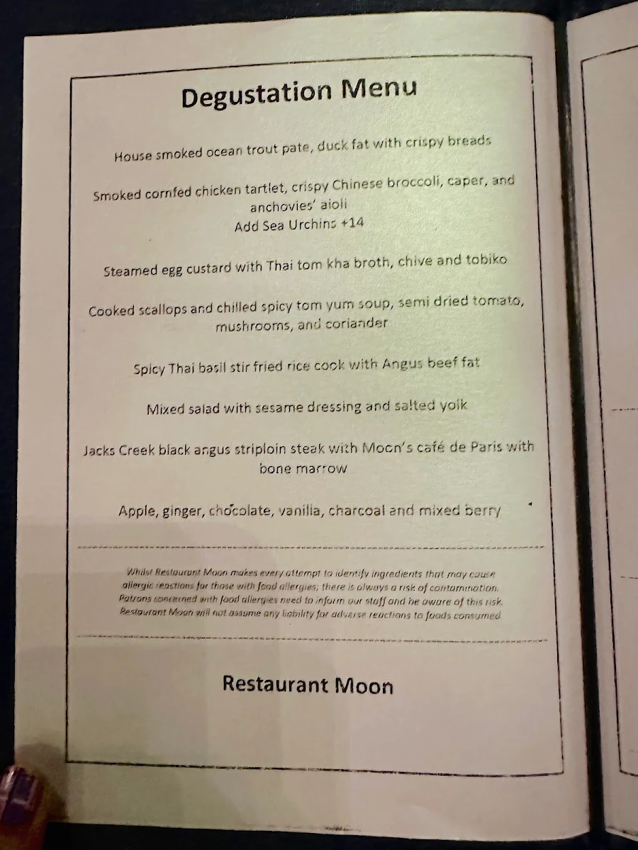 Menu, Restaurant Moon