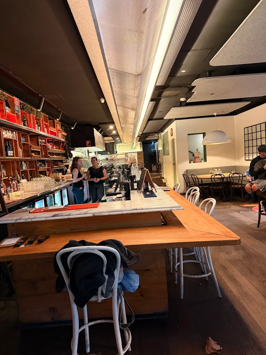 Vibe, Phoenix, Woollahra