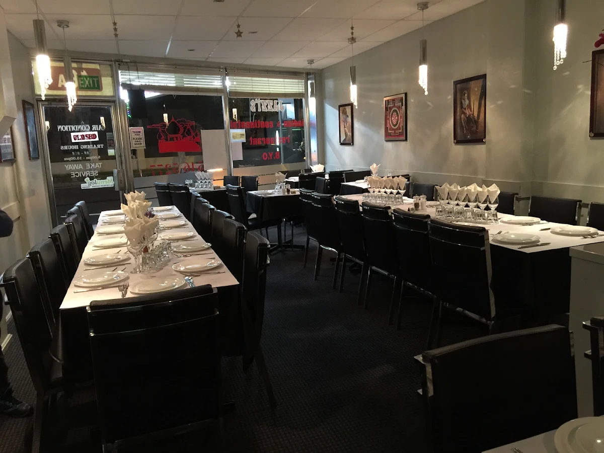 Vibe, Jazzi's Indian & Continental Restaurant