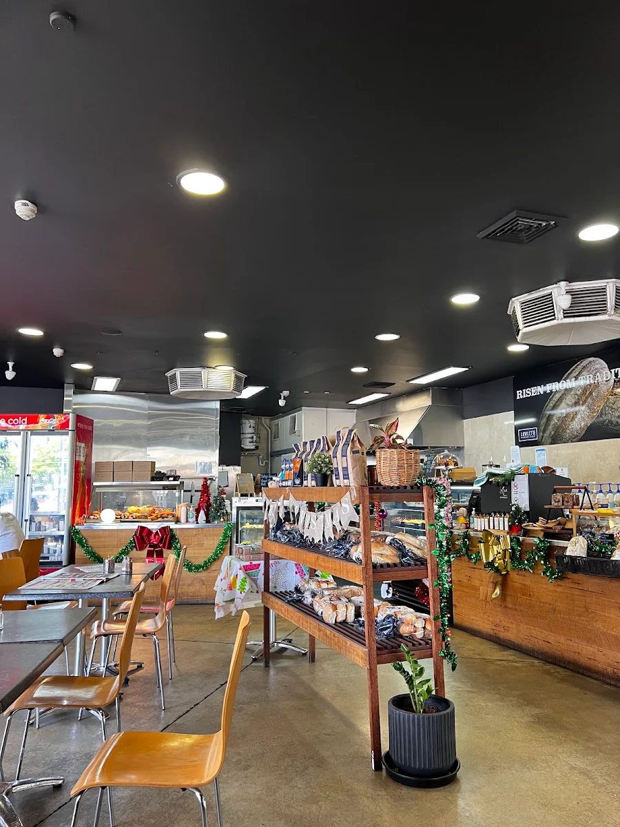 Vibe, Lawley's Bakery Cafe