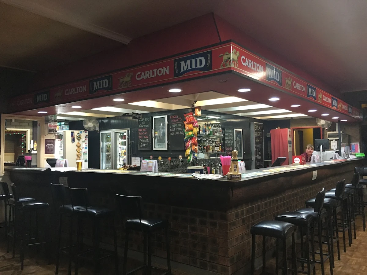 Vibe, Avondale Homestead Tavern