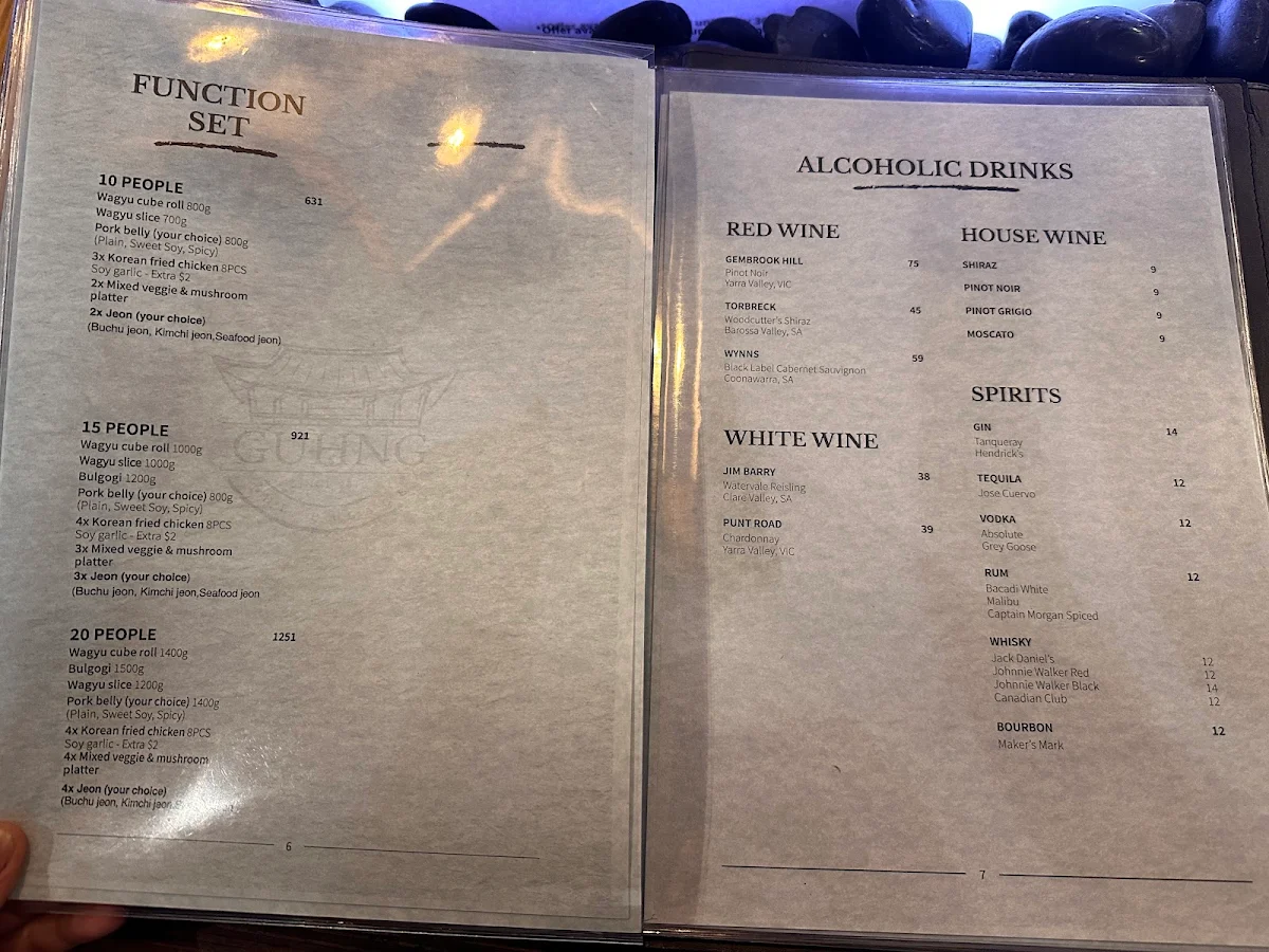 Menu, Guhng The Palace