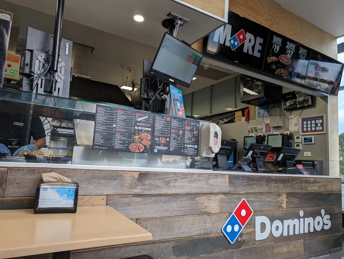 Vibe, Domino's Pizza Officer