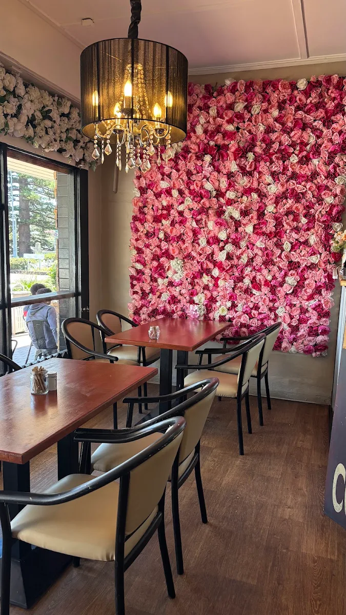Vibe, Stonewall Cafe Kiama (Australian and Filipino food)