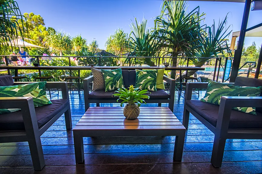 Vibe, The Pool Cafe