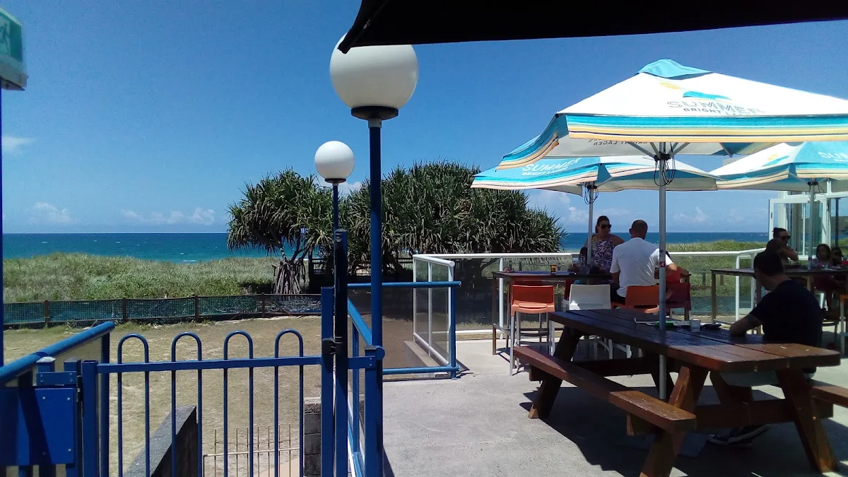 Vibe, DONOVANS Surf Club Restaurant
