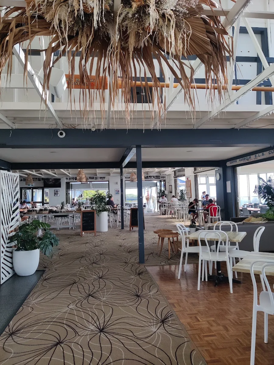 Vibe, DONOVANS Surf Club Restaurant