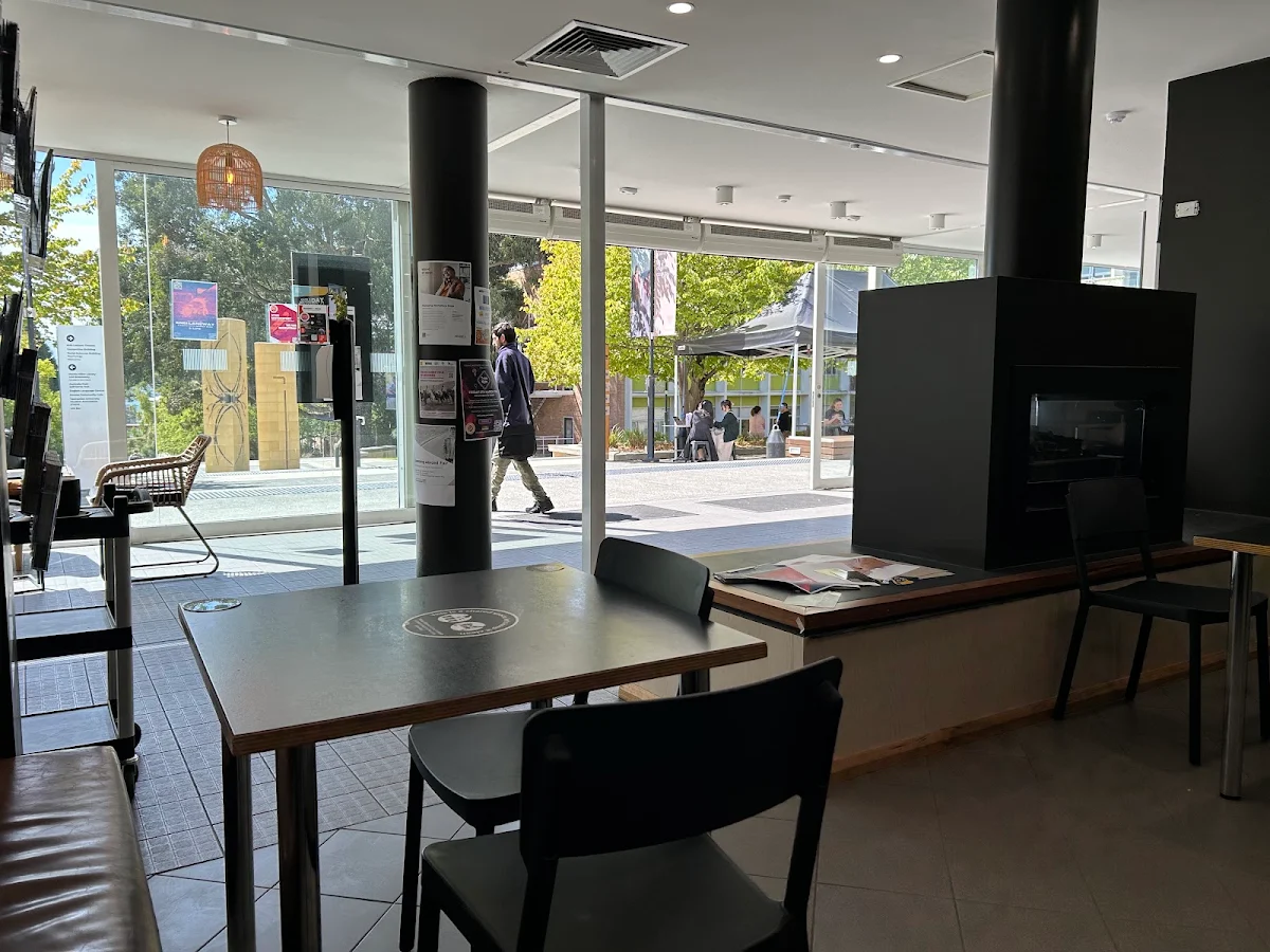 Vibe, Lazenby's Precinct