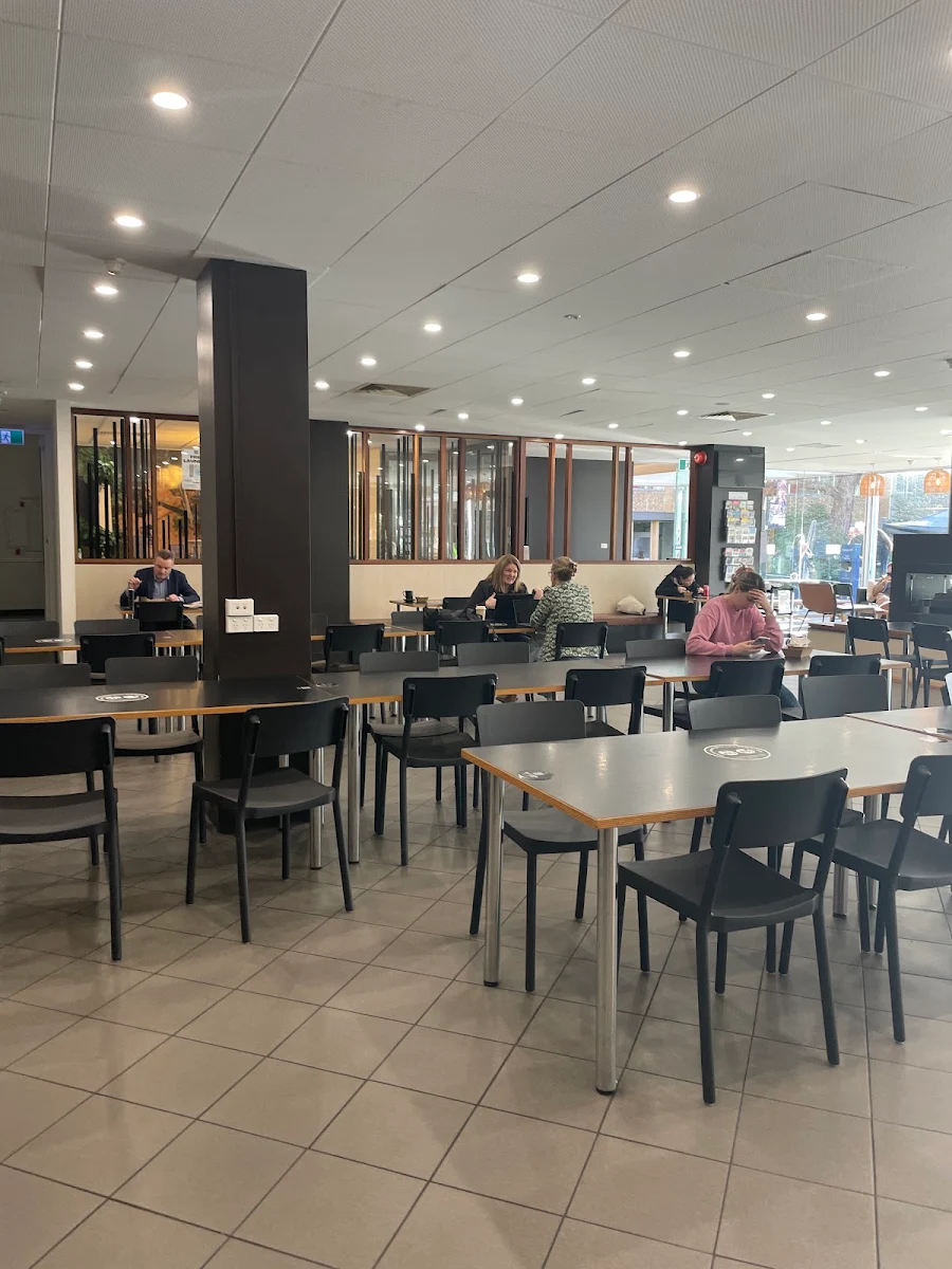 Vibe, Lazenby's Precinct