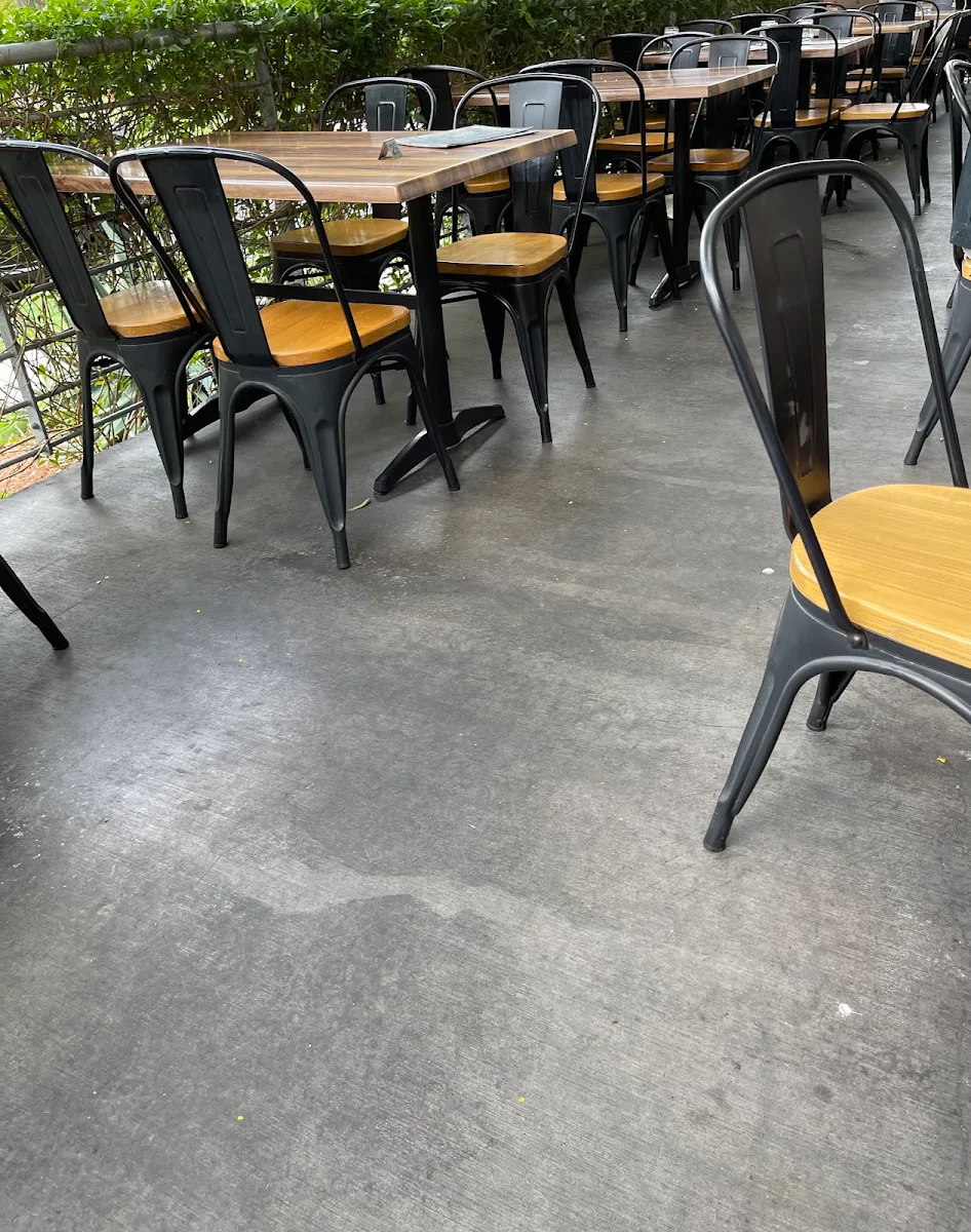 Vibe, Andonis Cafe & Bar, Yeerongpilly