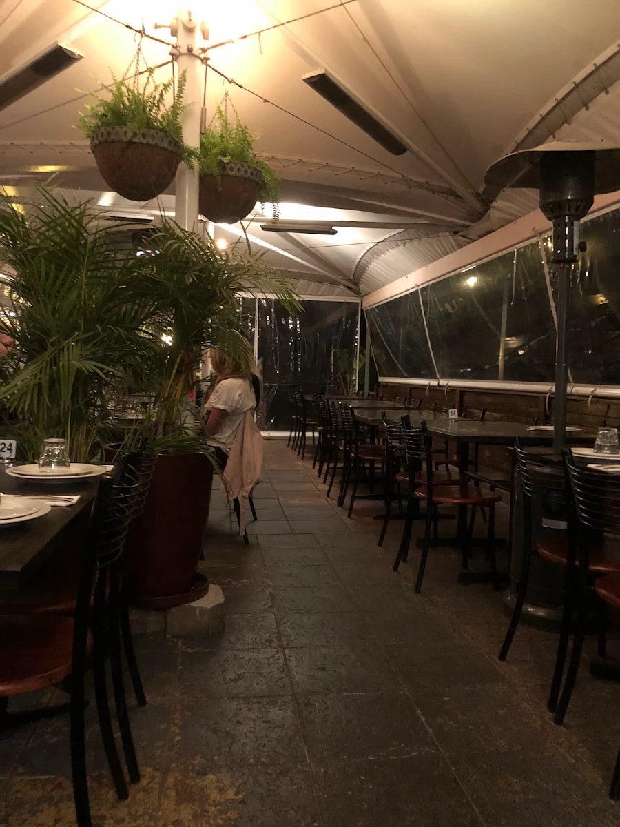 Vibe, Rice and Lake Thai Restaurant