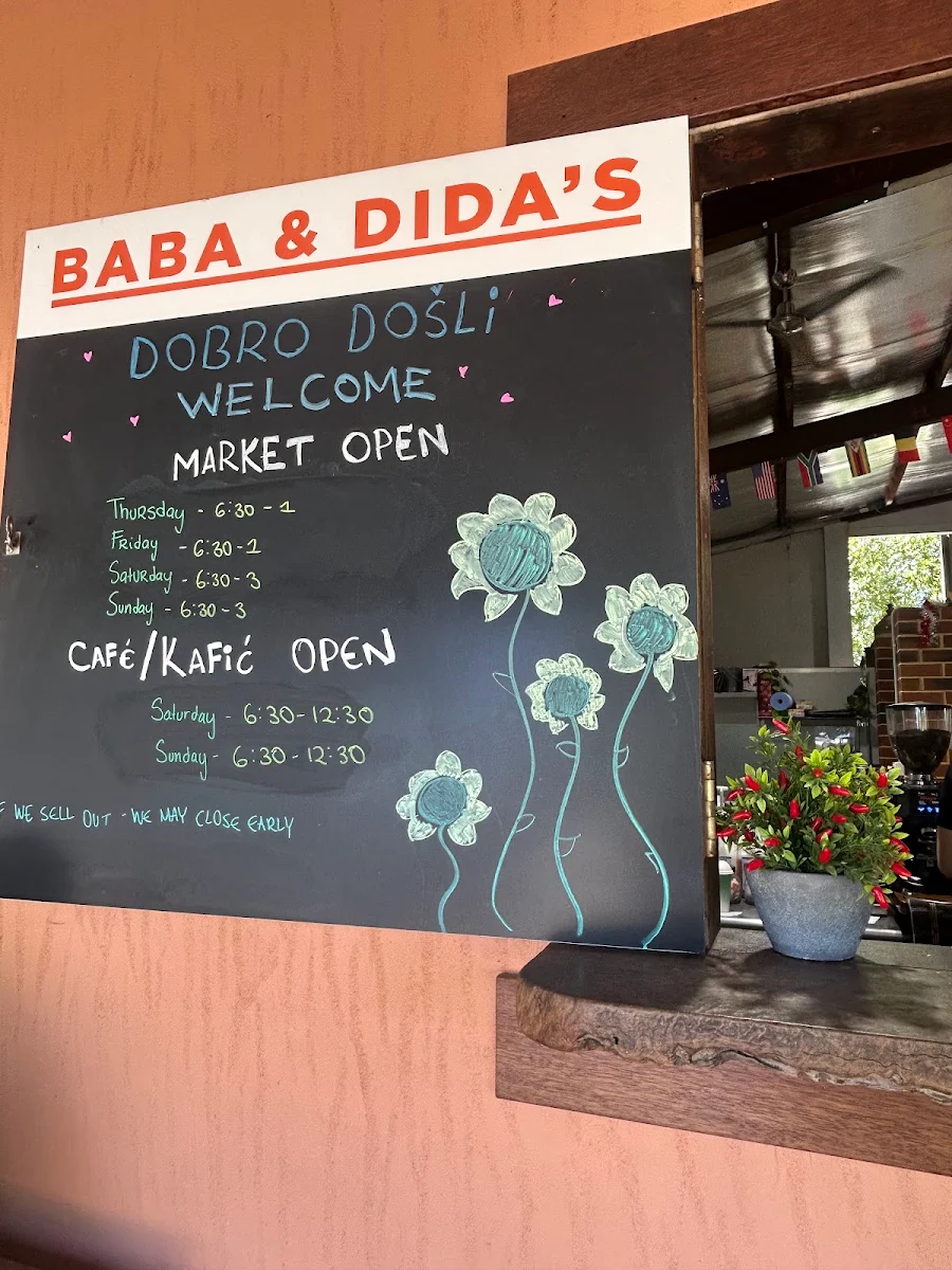 Menu, Baba and Didas