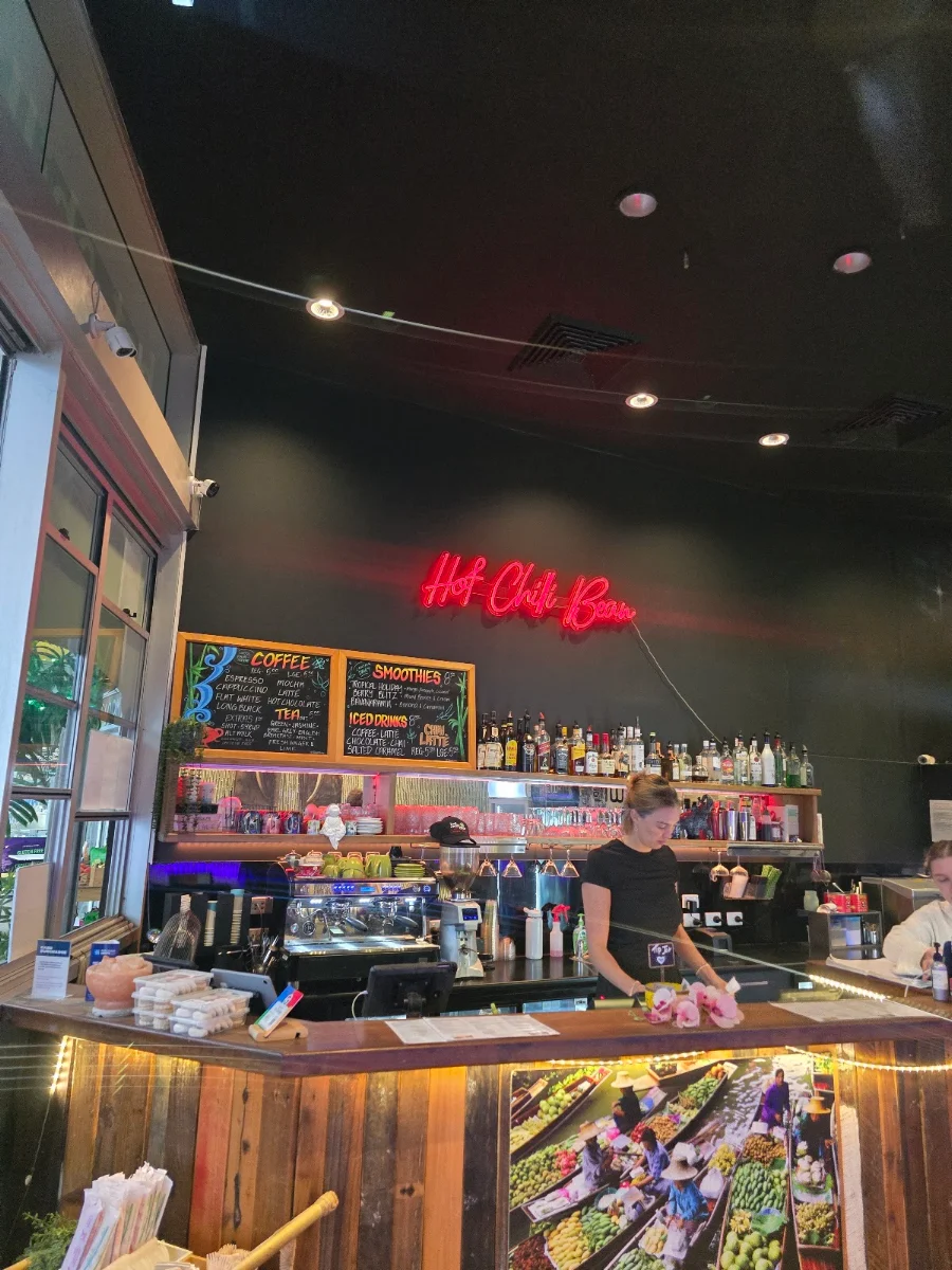 Vibe, Hot Chilli Bean Thai Cafe
