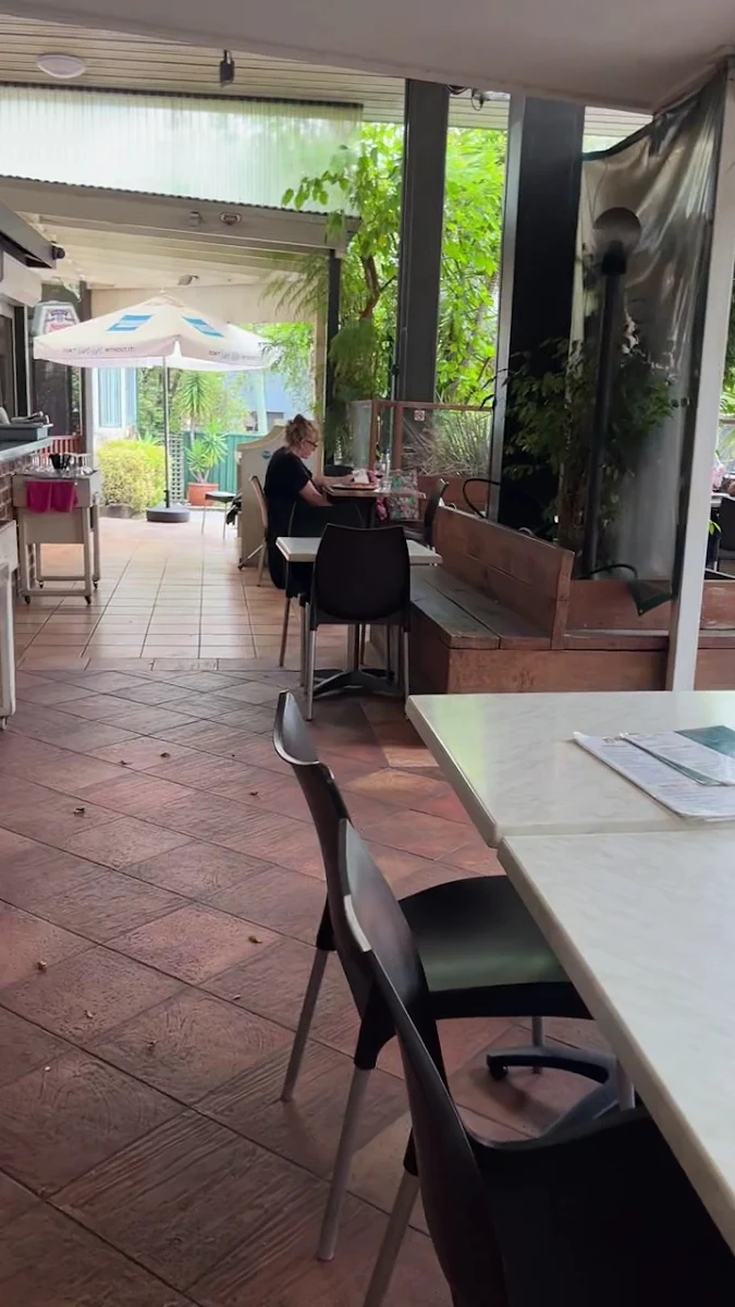 Vibe, Cafe Gioia Leichhardt