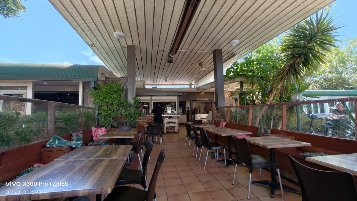 Vibe, Cafe Gioia Leichhardt