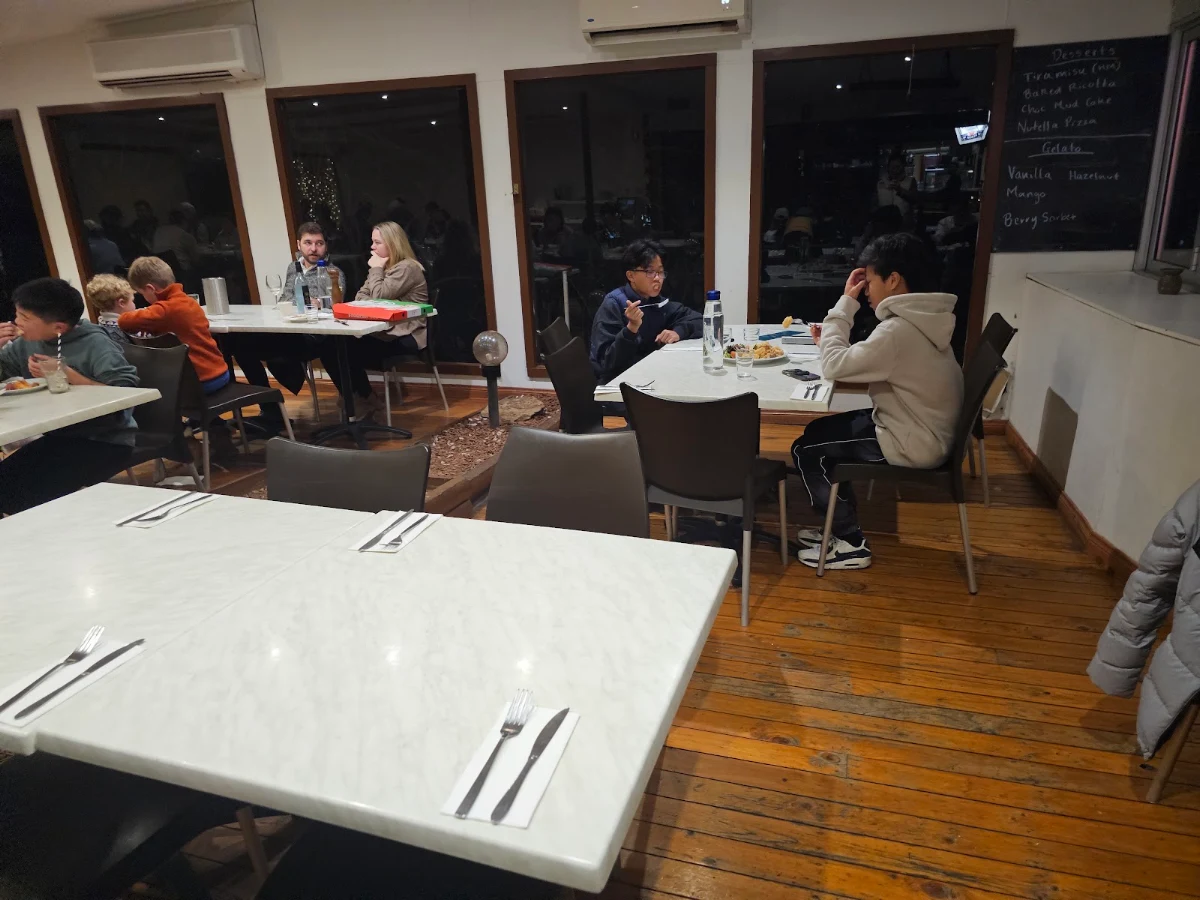 Vibe, Cafe Gioia Leichhardt