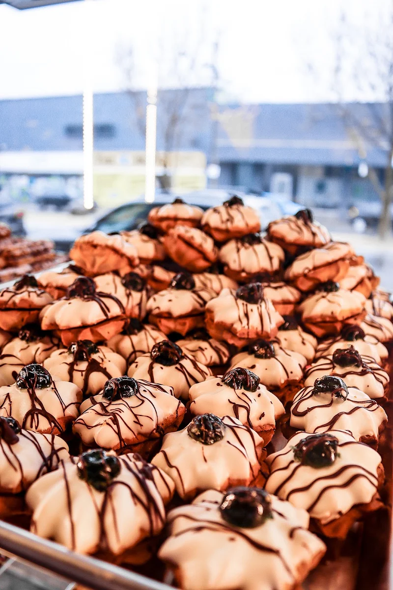 Food & drink, Vasili's Sweet Creations