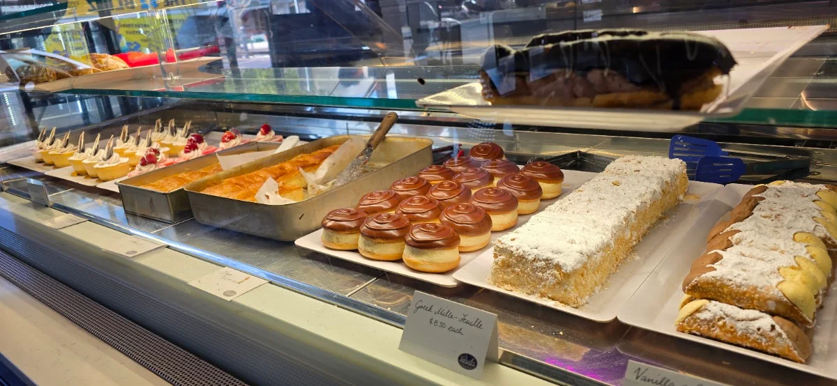 Vibe, Vasili's Sweet Creations