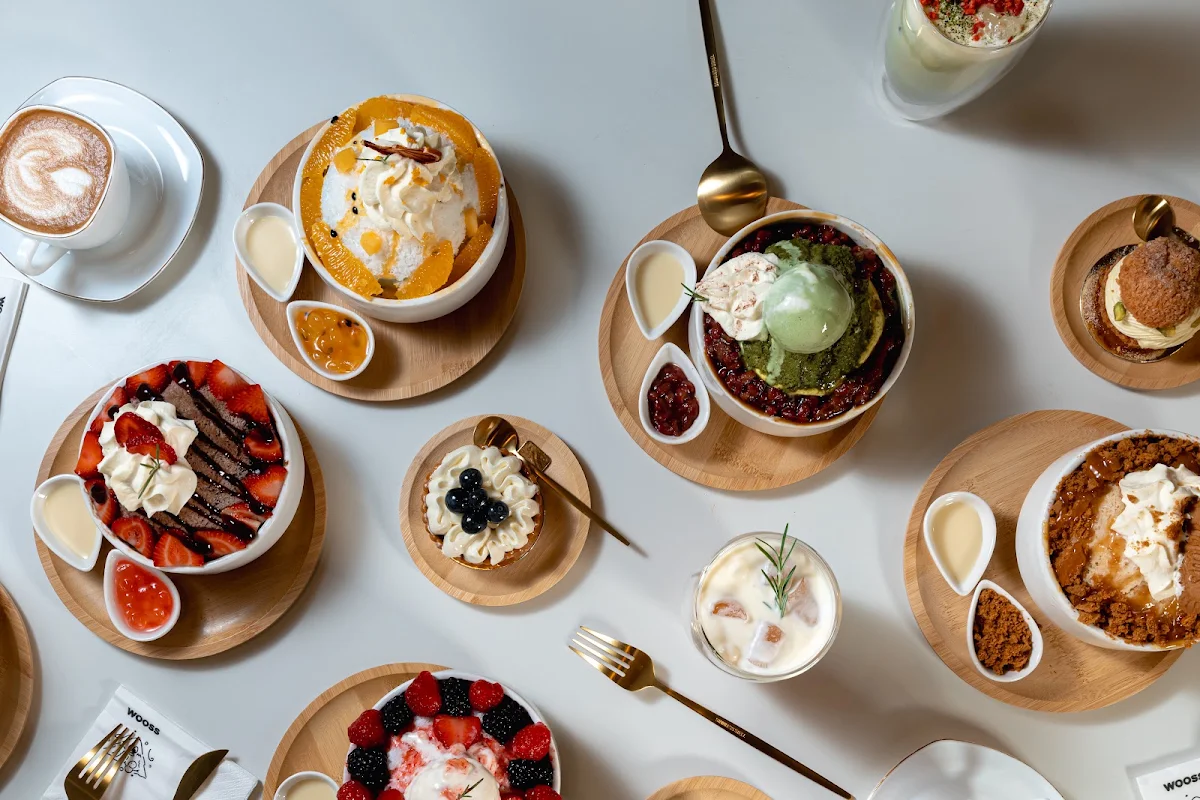 Food & drink, WOOSS Au Desserts and Cafe