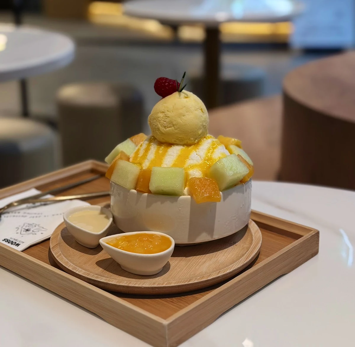 Food & drink, WOOSS Au Desserts and Cafe