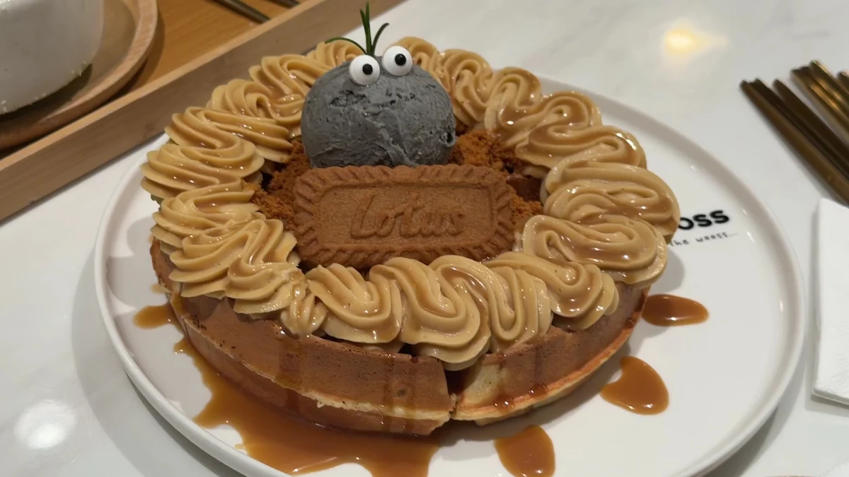 Food & drink, WOOSS Au Desserts and Cafe