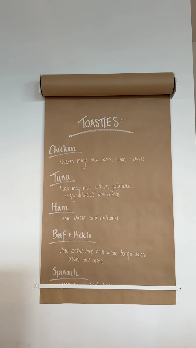 Menu, Daisy on the Esplanade
