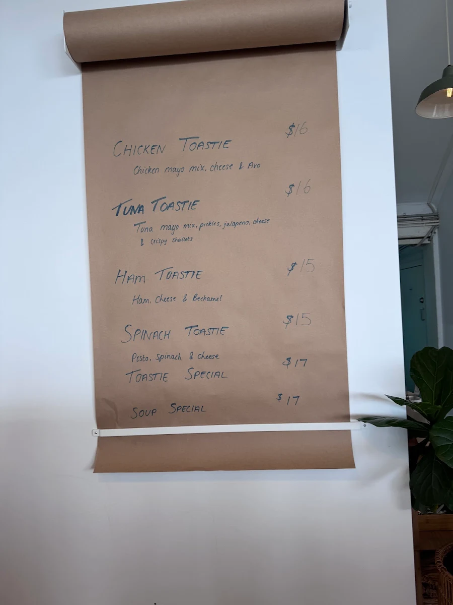 Menu, Daisy on the Esplanade