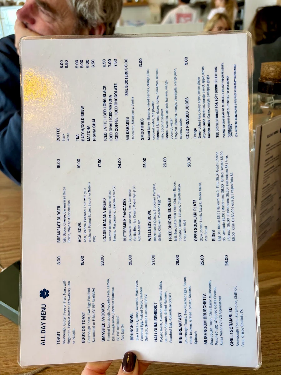 Menu, Daisy on the Esplanade