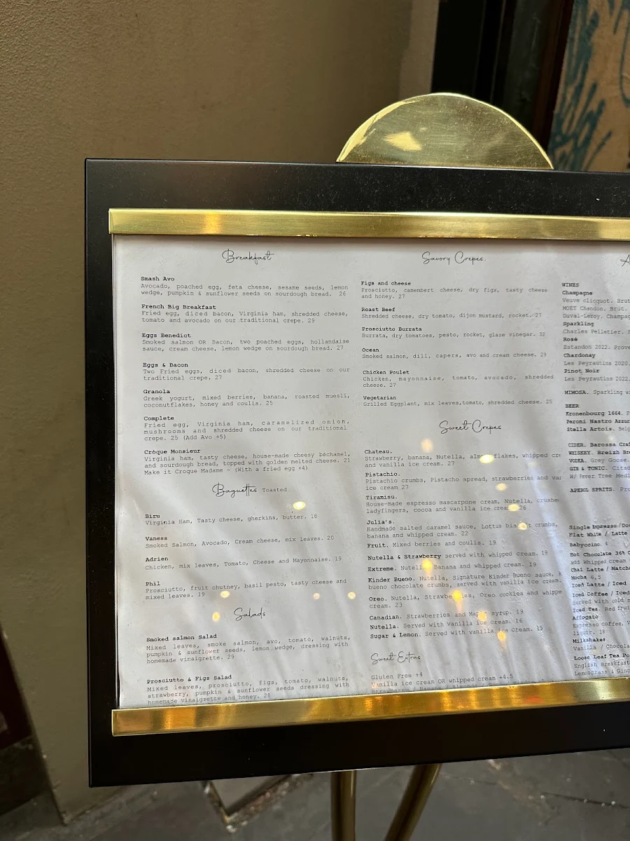 Menu, Le Petit Chateau Restaurant