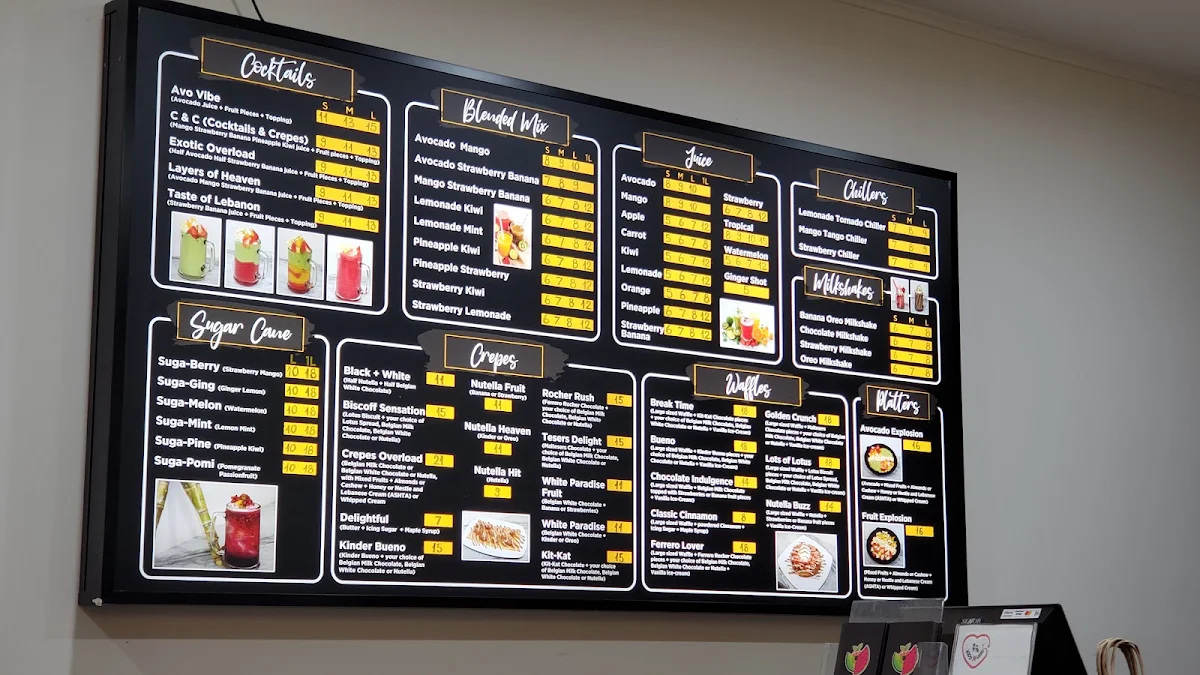 Menu, Cocktails & Crepes