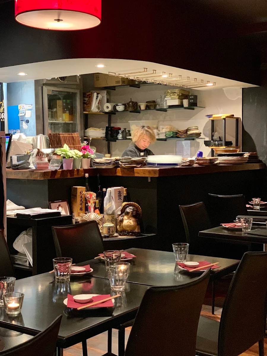 Vibe, Restaurant Toshiya