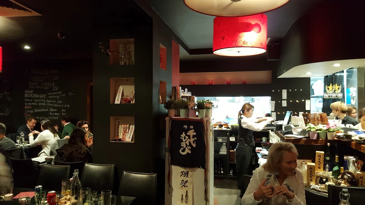 Vibe, Restaurant Toshiya