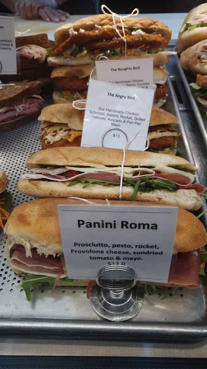 Menu, Sette Café