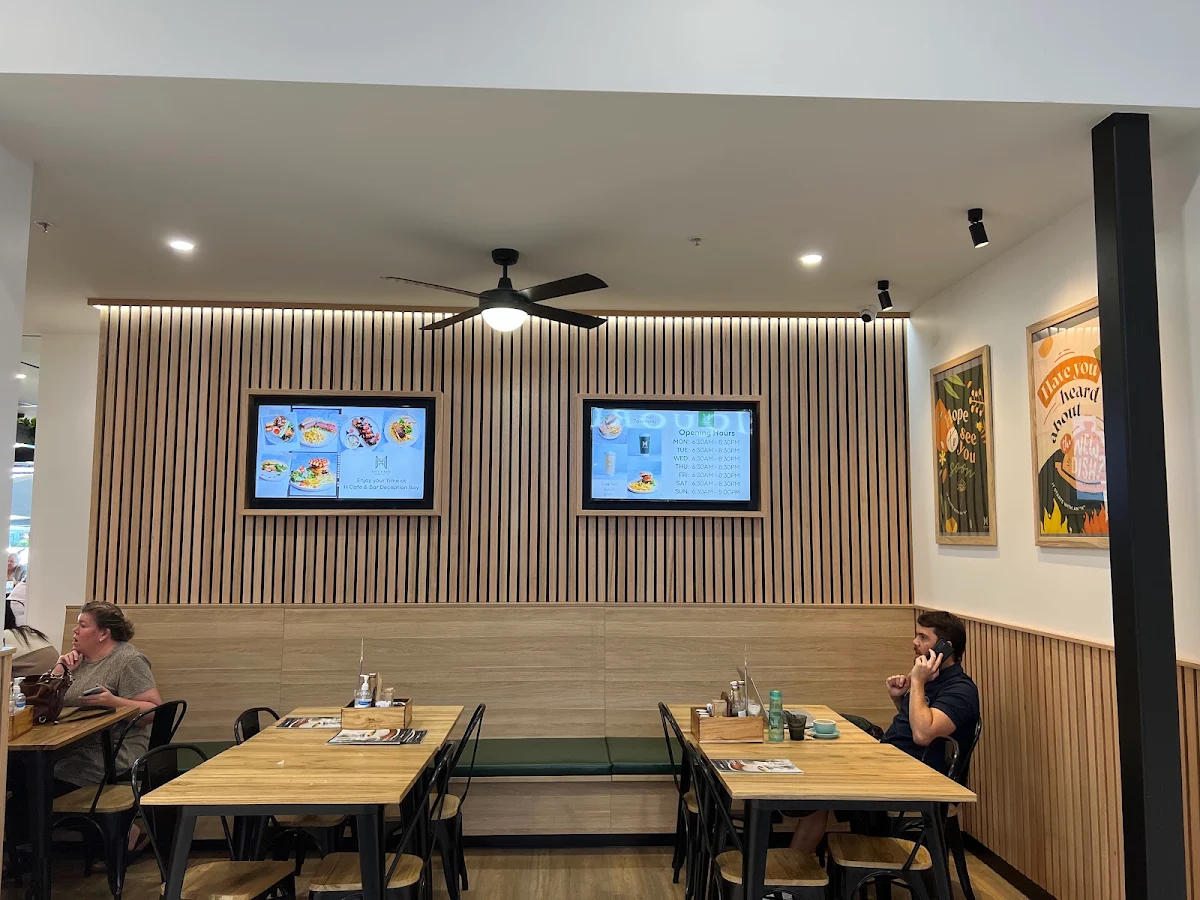 Vibe, H Cafe & Bar Deception Bay