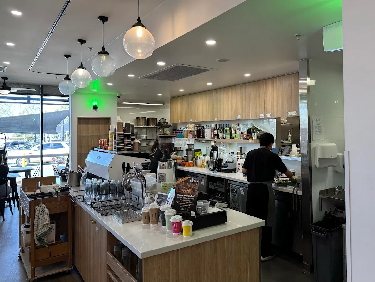 Vibe, H Cafe & Bar Deception Bay