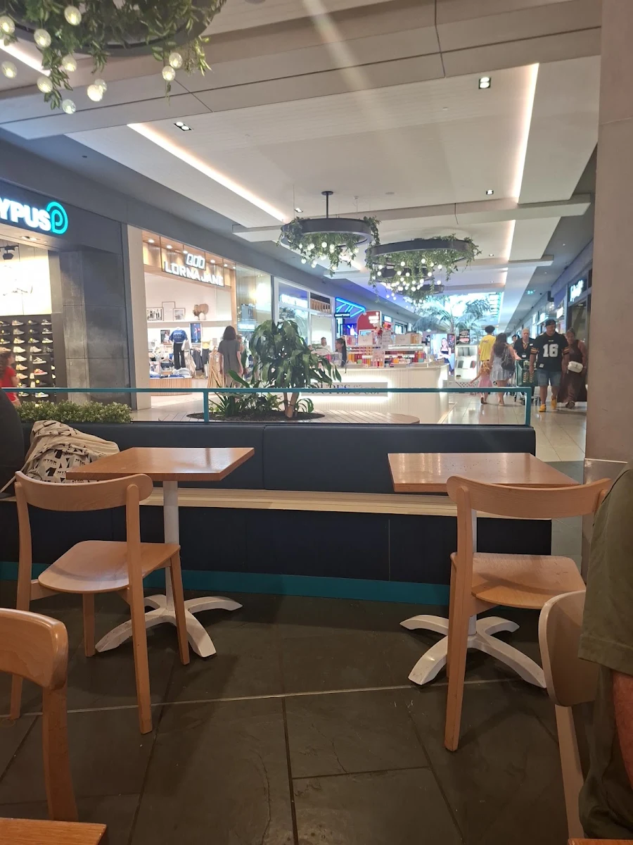 Vibe, H Cafe & Bar Deception Bay